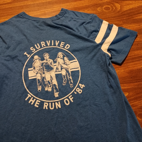 STRANGER THINGS T-SHIRT - Large // Netflix TV Sport Jersey Athletic tee shirt - Picture 8 of 9